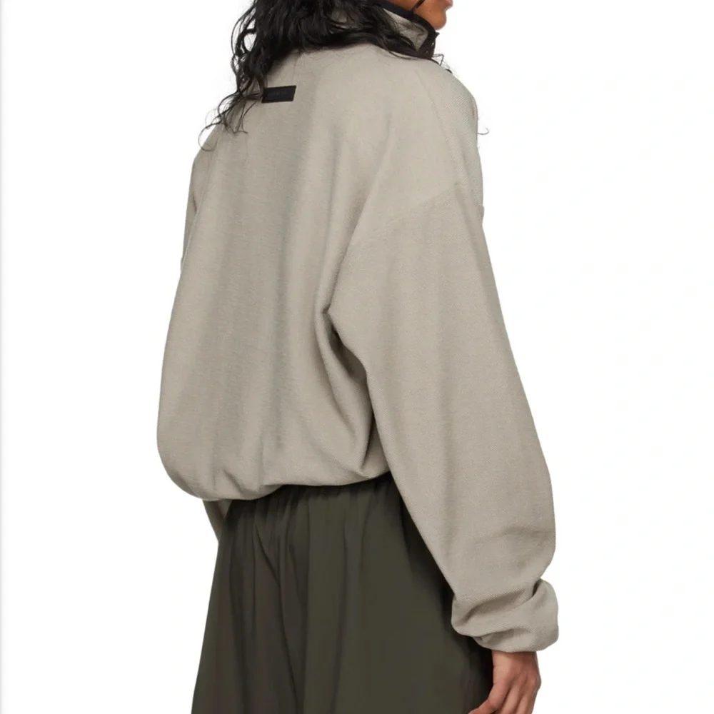 Essentials - Picture 2 of 11